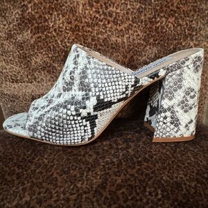 Steve Madden Black and White Snake Print Mules